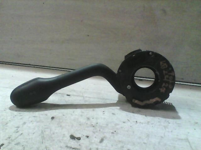 bontott VW POLO III Bal Kormánykapcsoló Irányjelző