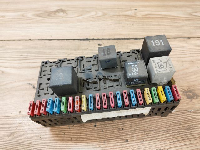 bontott VW POLO III Biztosítéktábla Utastér