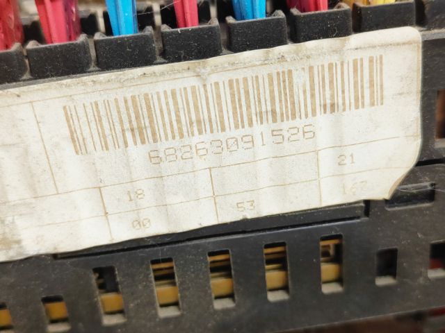 bontott VW POLO III Biztosítéktábla Utastér