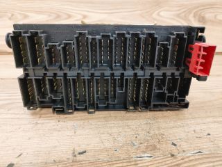 bontott VW POLO III Biztosítéktábla Utastér