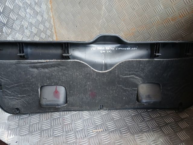 bontott VW POLO III Csomagtérajtó Kárpit