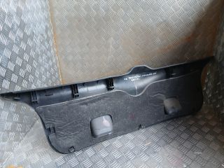 bontott VW POLO III Csomagtérajtó Kárpit