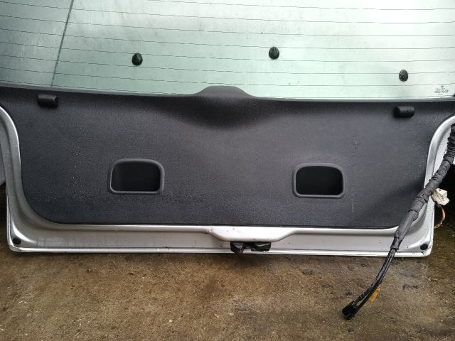 bontott VW POLO III Csomagtérajtó (Részeivel)