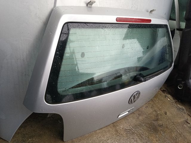 bontott VW POLO III Csomagtérajtó (Részeivel)