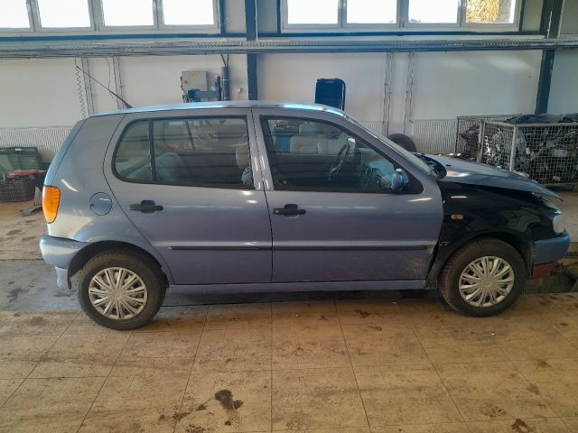 bontott VW POLO III Csomagtérajtó (Üres lemez)