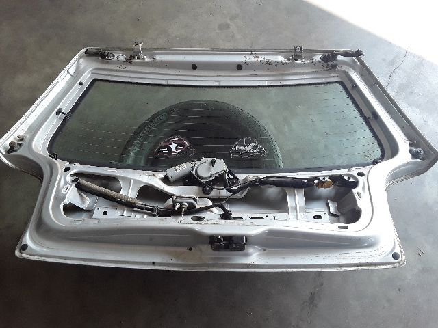 bontott VW POLO III Csomagtérajtó (Üres lemez)