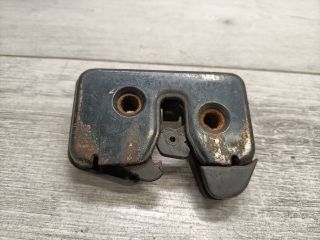 bontott VW POLO III Csomagtérajtó Zárszerkezet