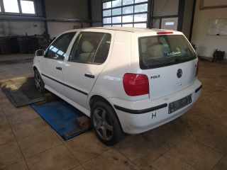 bontott VW POLO III Csomagtérajtó Zárszerkezet