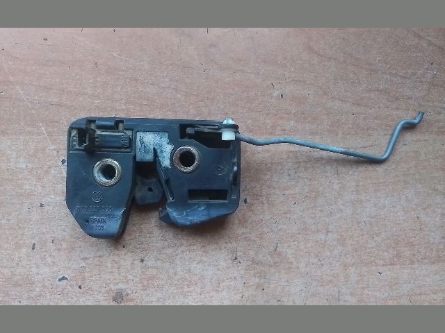 bontott VW POLO III Csomagtérajtó Zárszerkezet