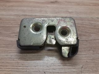 bontott VW POLO III Csomagtérajtó Zárszerkezet