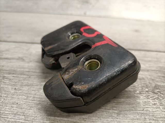 bontott VW POLO III Csomagtérajtó Zárszerkezet