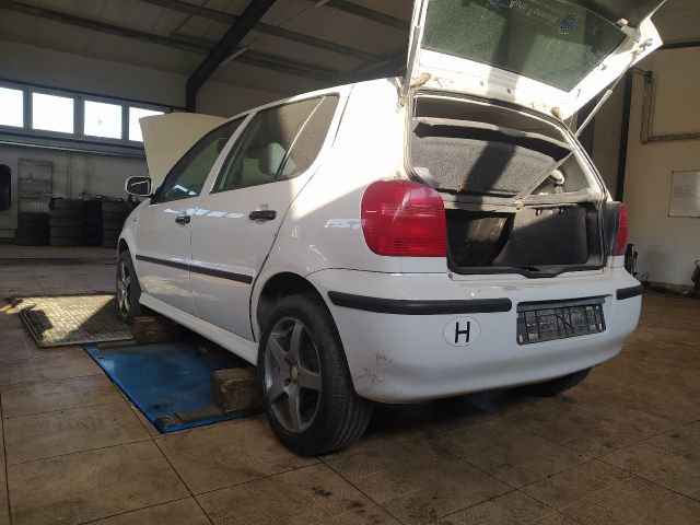 bontott VW POLO III Csomagtérajtó Zárszerkezet