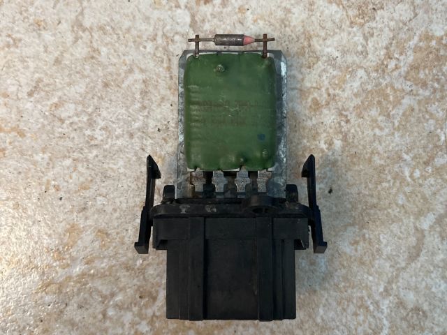 bontott VW POLO III Előtét Ellenállás Fűtőmotor