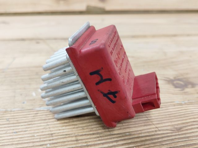 bontott VW POLO III Előtét Ellenállás Fűtőmotor