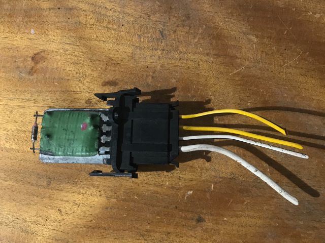 bontott VW POLO III Előtét Ellenállás Fűtőmotor