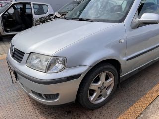 bontott VW POLO III Első Ablaktörlő Szerkezet Motorral