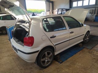 bontott VW POLO III Első Ablaktörlő Szerkezet Motorral