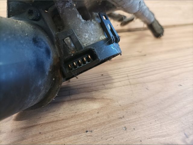 bontott VW POLO III Első Ablaktörlő Szerkezet Motorral