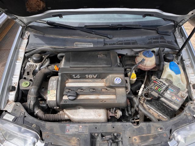 bontott VW POLO III Első Ablaktörlő Szerkezet Motorral