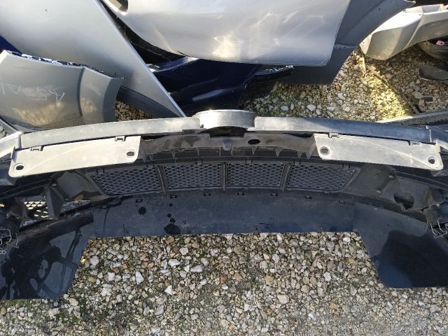 bontott VW POLO III Első Lökhárító (Részeivel)