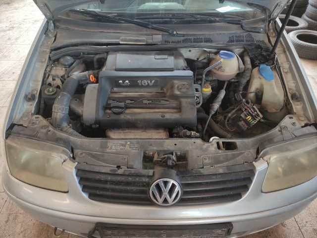 bontott VW POLO III Első Lökhárító (Üresen)