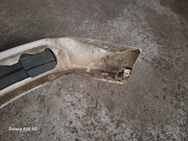 bontott VW POLO III Első Lökhárító (Üresen)