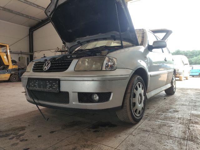 bontott VW POLO III Első Lökhárító (Üresen)