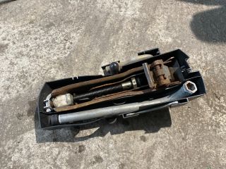 bontott VW POLO III Emelő