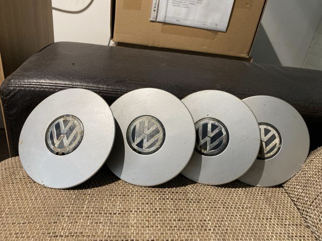 bontott VW POLO III Felniközép Szett