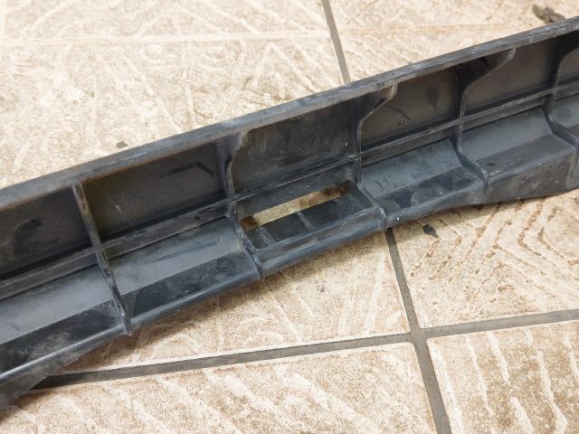 bontott VW POLO III Hátsó középső Lökhárító Tartó (Műanyag)