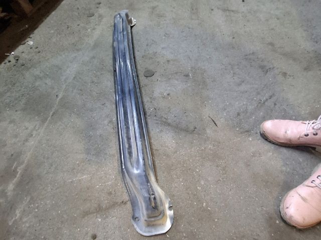 bontott VW POLO III Hátsó Lökhárító Merevítő (Fém)