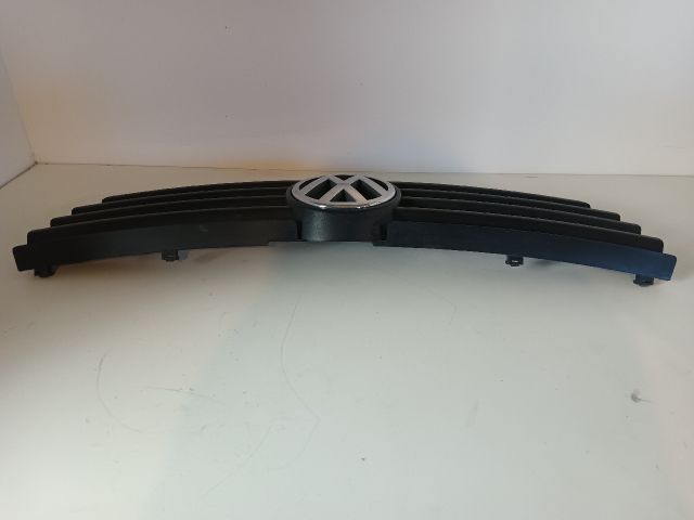 bontott VW POLO III Hűtőrács