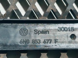 bontott VW POLO III Hűtőrács