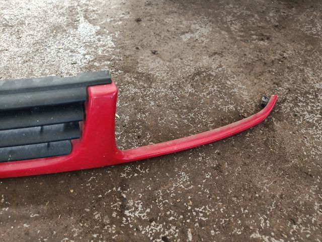 bontott VW POLO III Hűtőrács