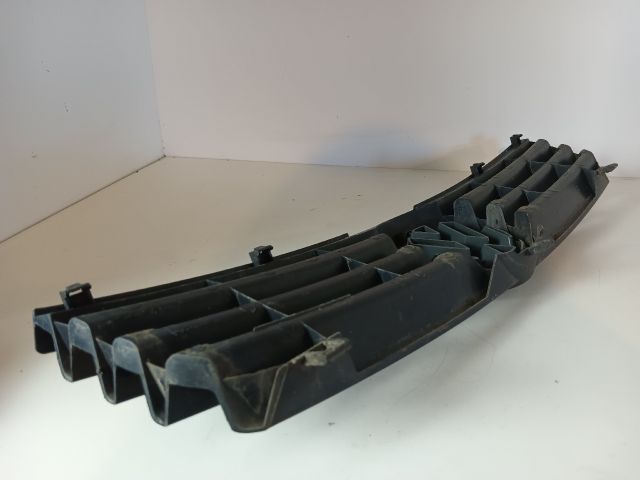 bontott VW POLO III Hűtőrács