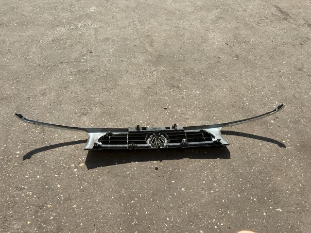 bontott VW POLO III Hűtőrács