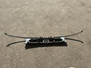 bontott VW POLO III Hűtőrács