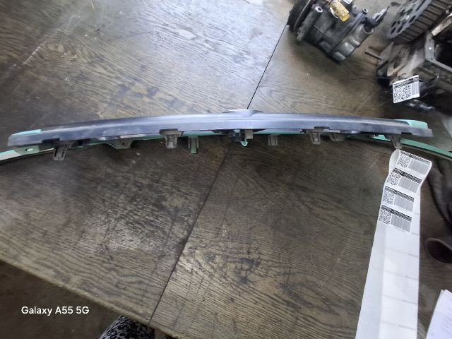 bontott VW POLO III Hűtőrács