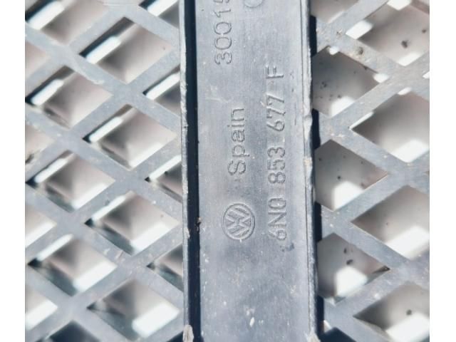 bontott VW POLO III Hűtőrács