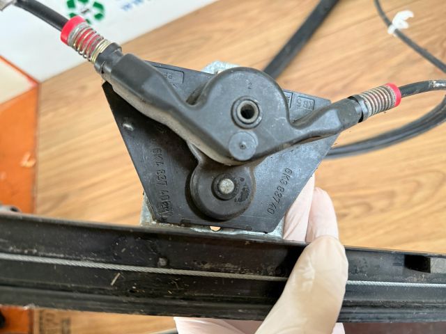 bontott VW POLO III Jobb első Ablakemelő Szerkezet (Elektromos)