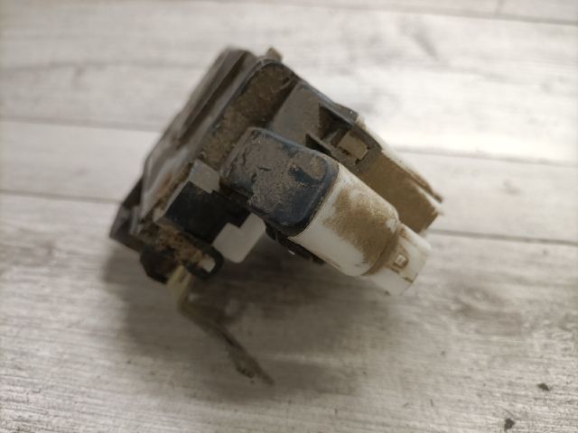 bontott VW POLO III Jobb első Ajtózár