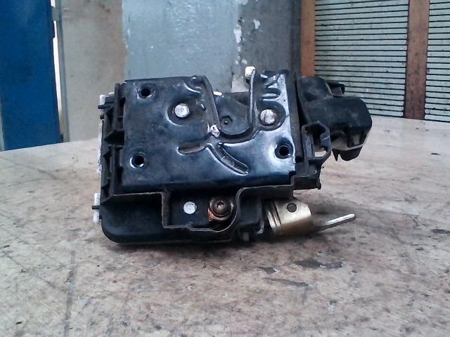 bontott VW POLO III Jobb első Ajtózár