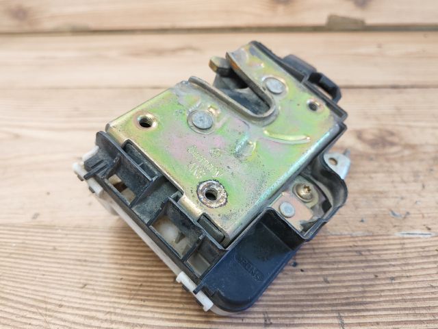 bontott VW POLO III Jobb első Ajtózár