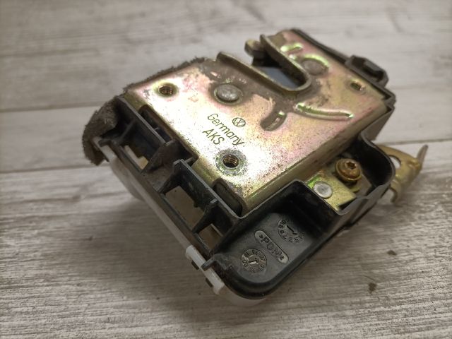 bontott VW POLO III Jobb első Ajtózár