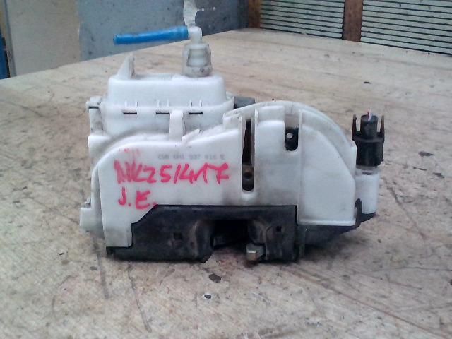 bontott VW POLO III Jobb első Ajtózár