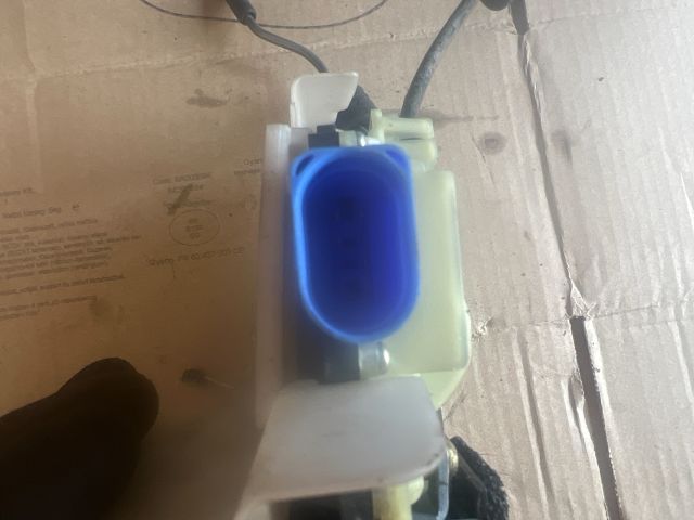 bontott VW POLO III Jobb első Ajtózár