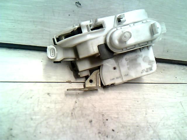 bontott VW POLO III Jobb első Ajtózár