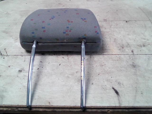 bontott VW POLO III Jobb első Fejtámla