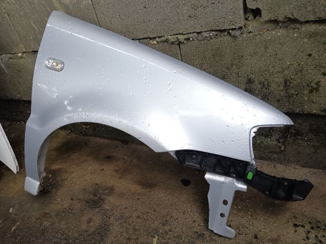 bontott VW POLO III Jobb első Sárvédő