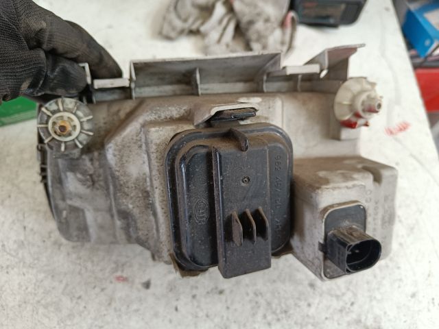 bontott VW POLO III Jobb Fényszóró